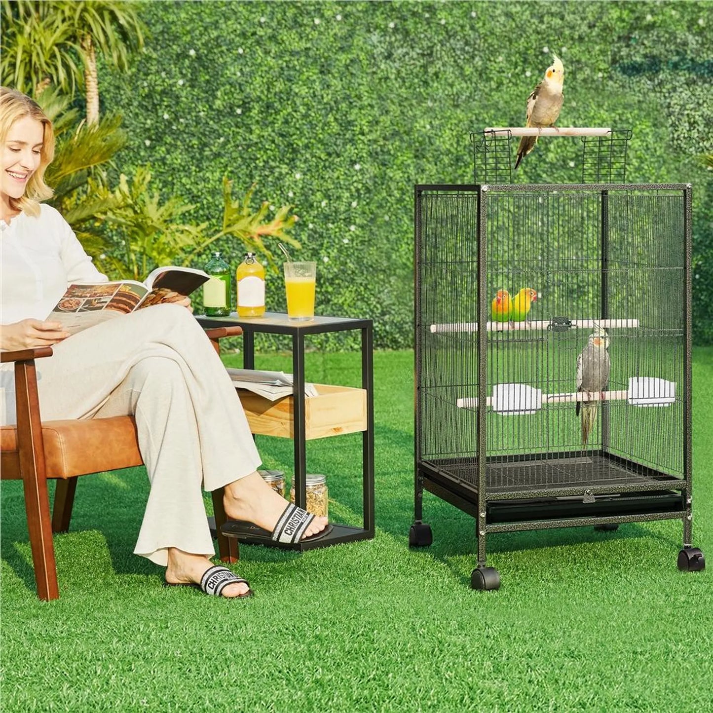 Yaheetech Vogelkooi Met Open Dak – 45,5 x 45,5 x 79 cm – Voorzien Van Verwijderbare Wielen En Uittrekbare Bodemlade En Gehamerde Poedercoating – Voor Grasparkieten En Kanaries – Zwart Metaal En Hout