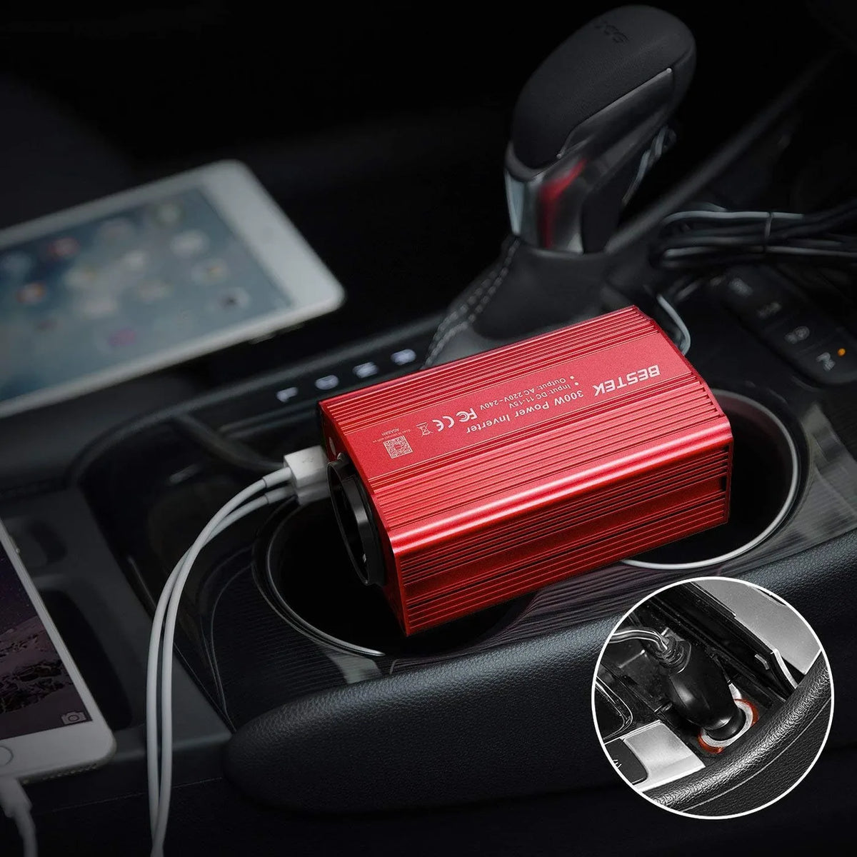 BESTEK 300W Omvormer 12V naar 230V – 2 USB-poorten & Stopcontact – Voor Auto, Camper en Onderweg – Rood