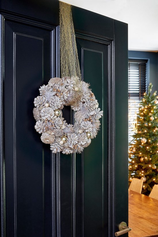 Mica Decorations Kerstkrans Hanley H9 x Ø45 cm - Deurkrans met Dennenappels - Kerst Krans Deur en Tafel - Multifunctionele Kerstversiering - Wit