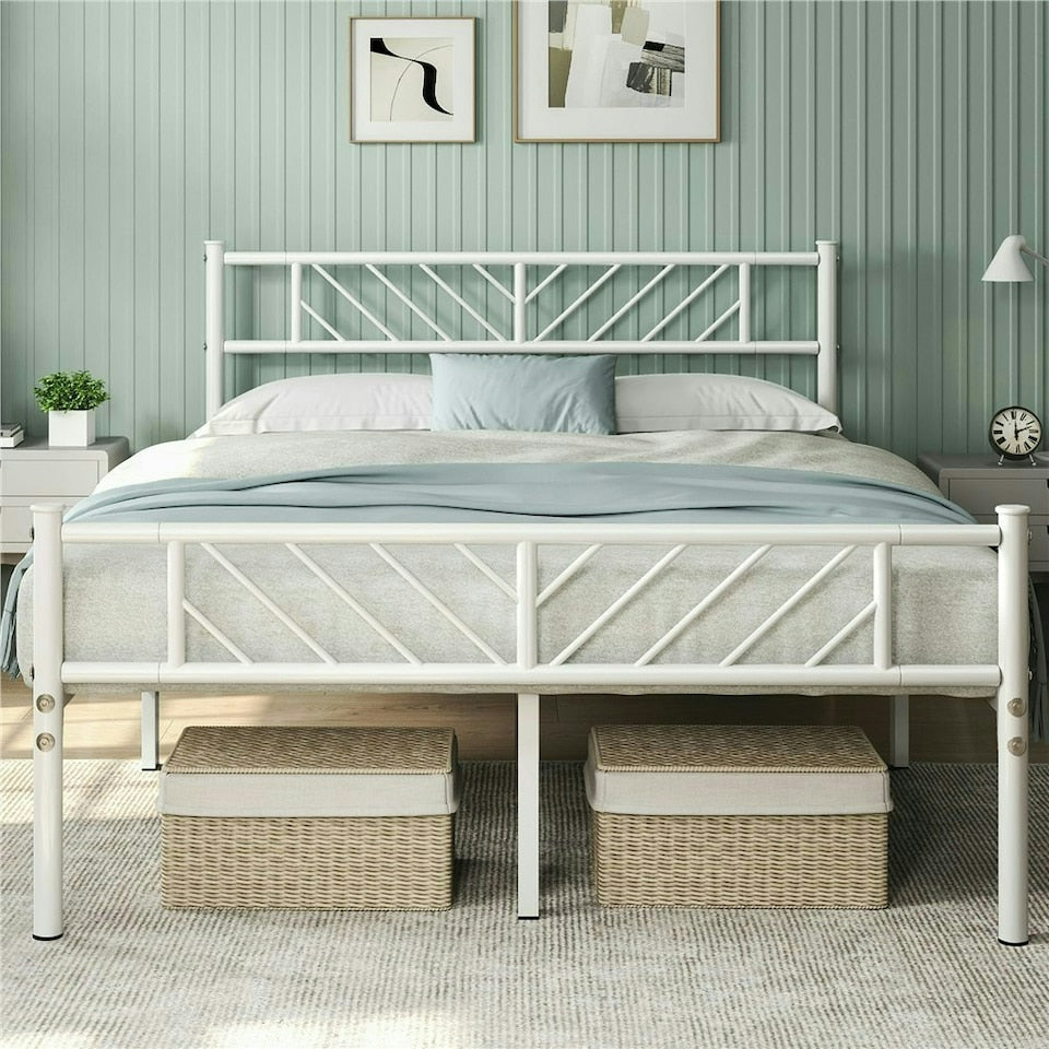 Yaheetech Metalen Bedframe Minimalistisch 197,5x138x88,5 cm - Wit