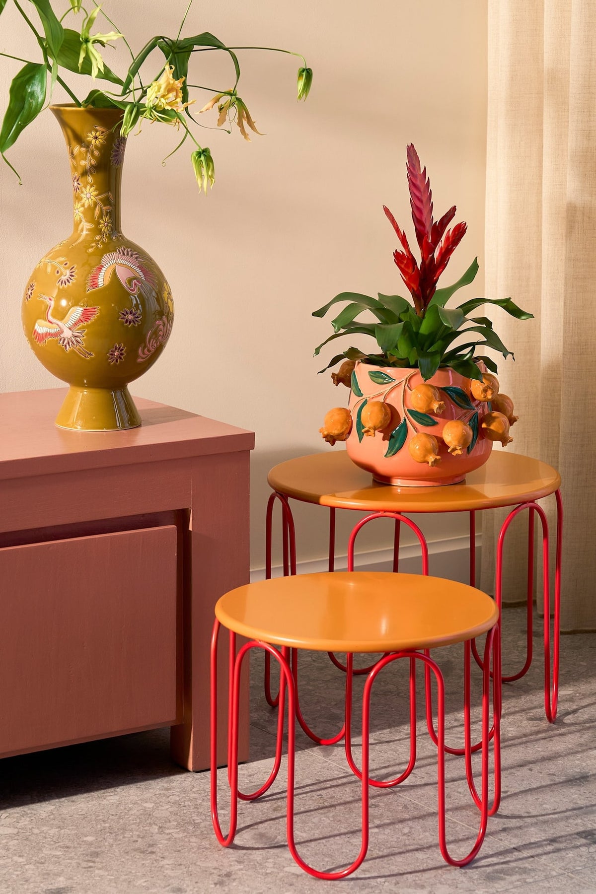 Mica Decorations metale zijtafel - Oranje - 2 stuks - 32 x 38 (HxØ) cm
