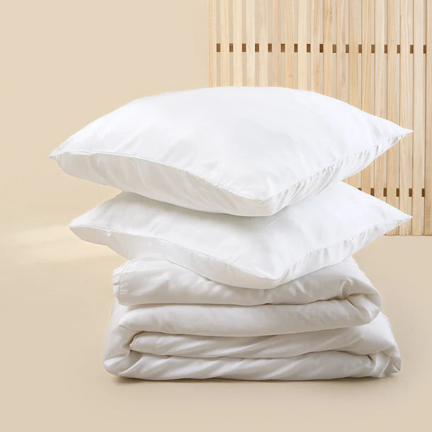 Sjumo – Tencel Sateen Dekbedovertrek – 240x220 cm – Fresh White Tencel & Katoen-Satijn – Hoogwaardige Glans & Zijdezacht – Antiallergisch & Ademend – Inclusief 2 Gratis Kussenslopen