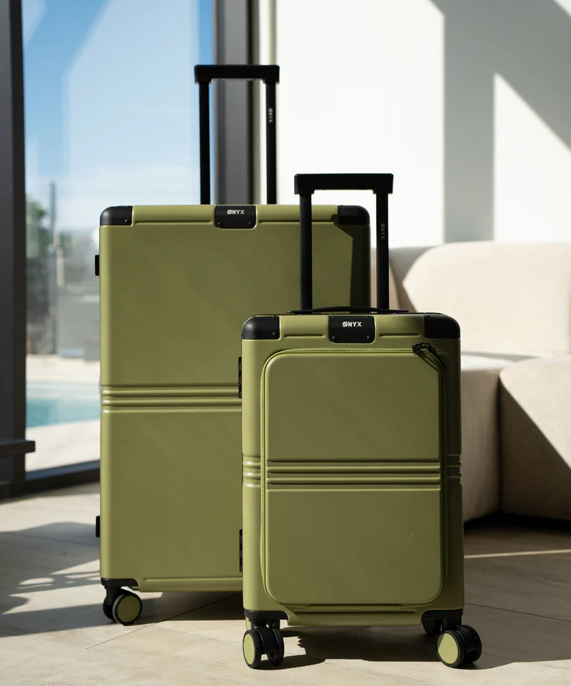 Onyx Hybrid Pro Kofferset Twee Delig Onyx Journey – Voorzien Van Silent Run Hinomoto Wielen En Duits Makrolon Polycarbonaat Body En Geintegreerd Compressiesysteem – Voor Reis En Vakantie – Olive Green Polycarbonaat En Aluminium – 100L En 35L