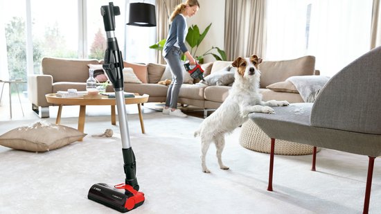 Bosch BCS711PET - Steelstofzuiger - Rood
