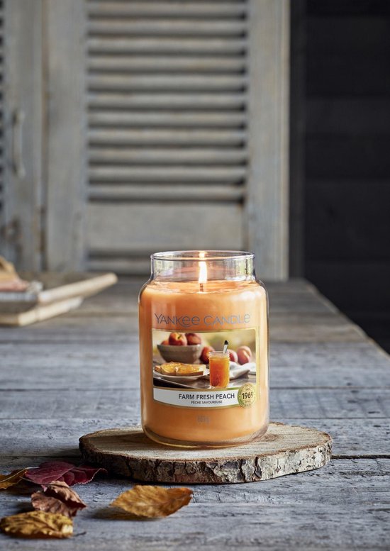 Yankee Candle Farm Fresh Peach Medium Jar