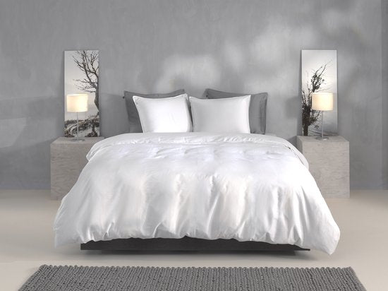 ZoHome Satinado Dekbedovertrek - Tweepersoons - 200x200/220 cm - Wit