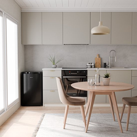 KitchenBrothers Koelkast - 81L - Tafelmodel Koelkast met Vriesvak - IJskast - Koelvriescombinatie - Frigo - Vrijstaand - Zwart