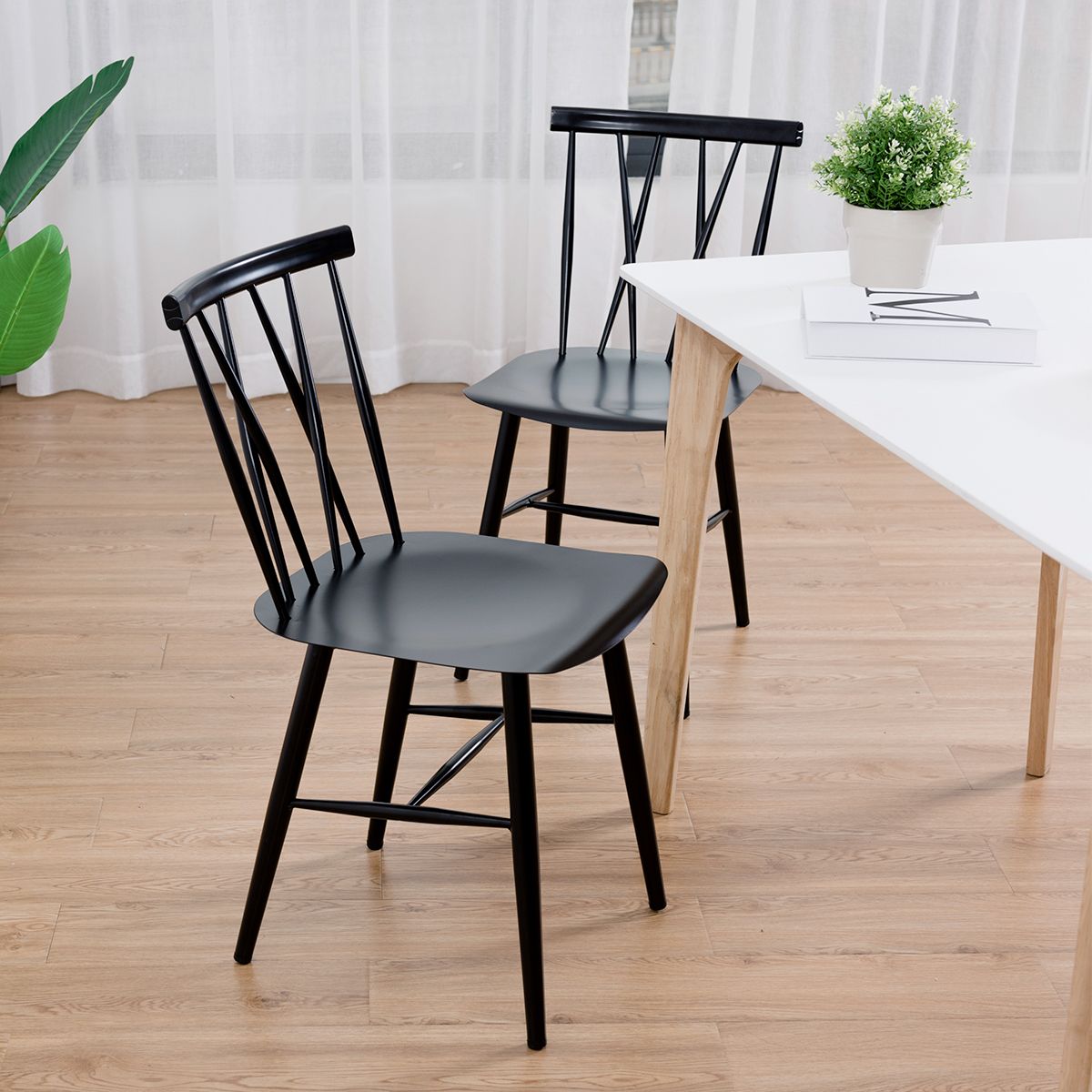 coast Set van 2 Zwarte metalen eetkamerstoelen – 40 x 51,5 x 82 cm – Keuken/Woonkamer/Bar