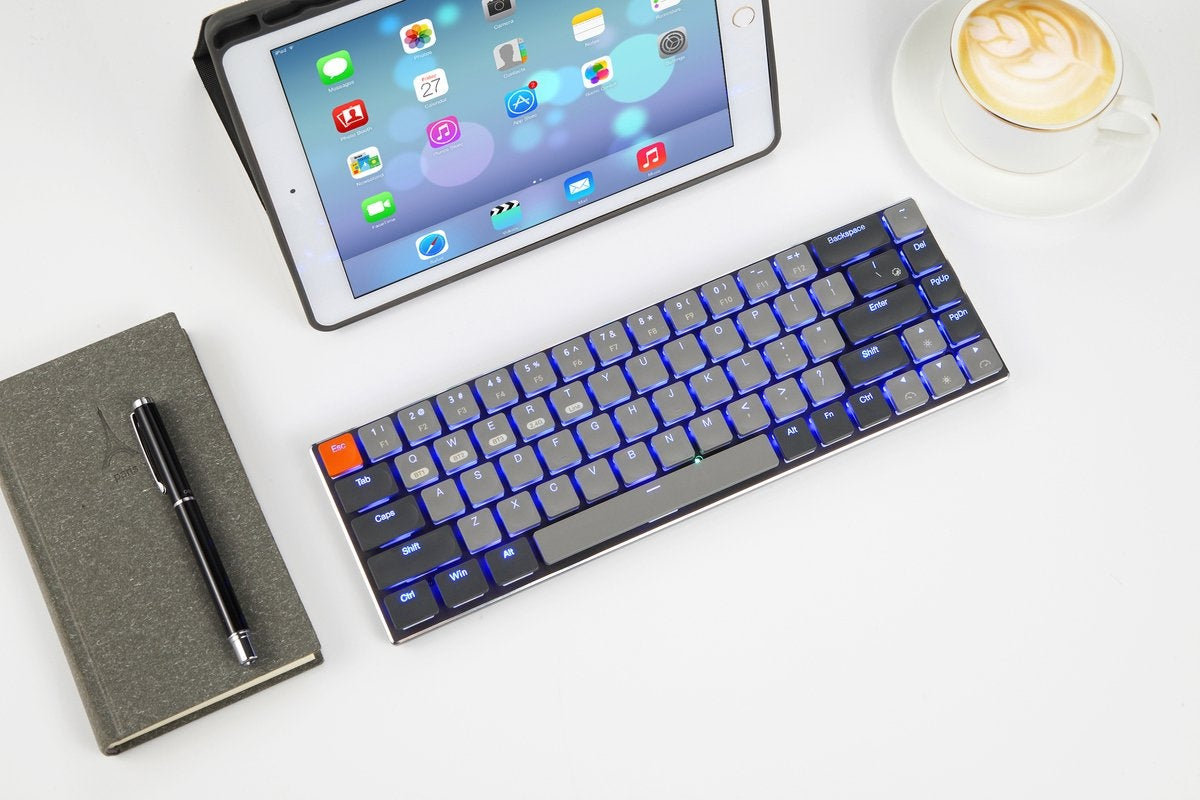 XINMENG RF-68MINI Draadloos Mechanisch Toetsenbord - 68Keys - Bluetooth/2.4G/Line 3modes - Low Blue Switch - RGB LIGHT - Windows/Mac - QWERTY - Lichtgewicht en draagbaar