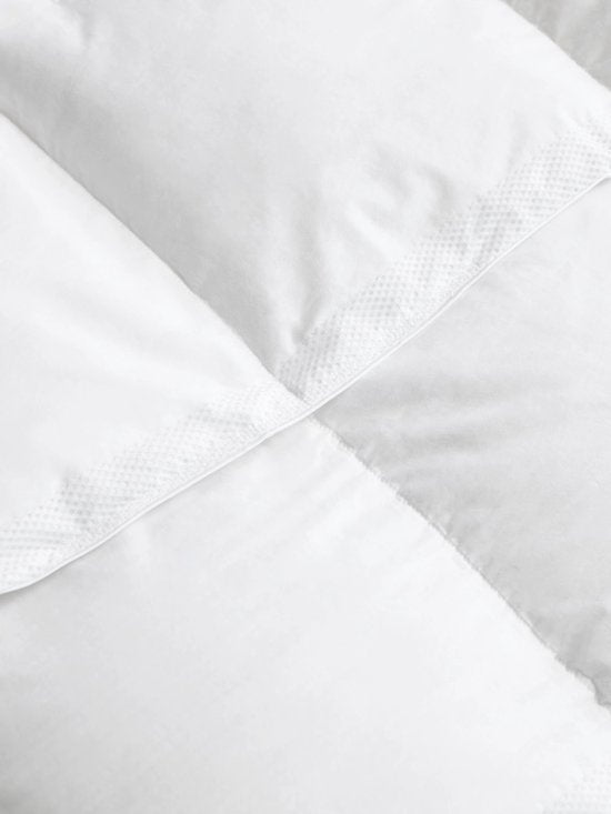 HOME by TEMPUR® Classic Dekbed – donsdeken – 260 x 240 cm – zomerdekbed – lichtgewicht dekbed – Wasbaar