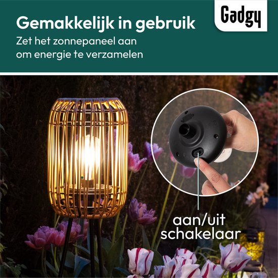Gadgy Solar Tuinverlichting Staande Lamp Terras - Buitenlamp Zonne Energie Balkon & Tuin - Driepoot Tuinlamp Led Buiten met USB-aansluiting - Tuinverlichting op Zonneenergie - Lantaarn voor Buiten Verlichting - Tuinlampen - Rattan