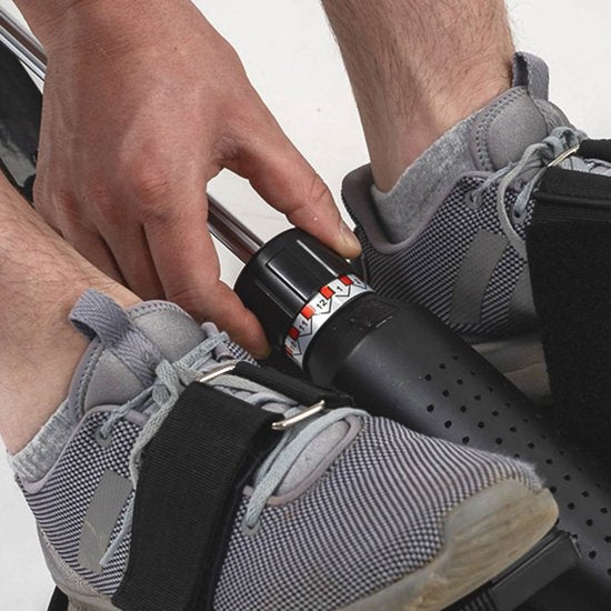 Kendox RowShaper - Roei-apparaat voor thuis - Fitnessapparaat voor cardio- en krachttraining - Fitness Roeiapparaat met LCD Display voor thuistraining - Belastbaar tot 120 kg - Mail Order Edition