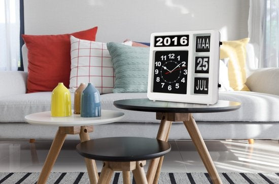 Perel Flipover wandklok met kalender - 31 x 31 cm - nederlands