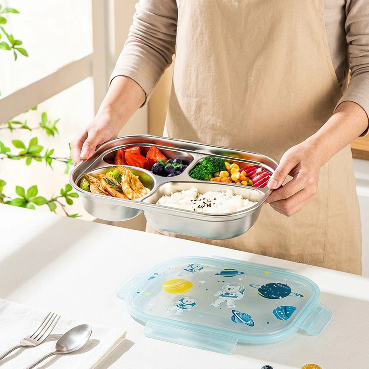 Maxcook Bento Lunchbox – 4 Vakken – 316 Roestvrij Staal – Ruimtevaartdesign – MCWA5499ontainer with Space Astronaut Pattern Lid, Portable Lunch Container for  Office Picnic MCWA5499