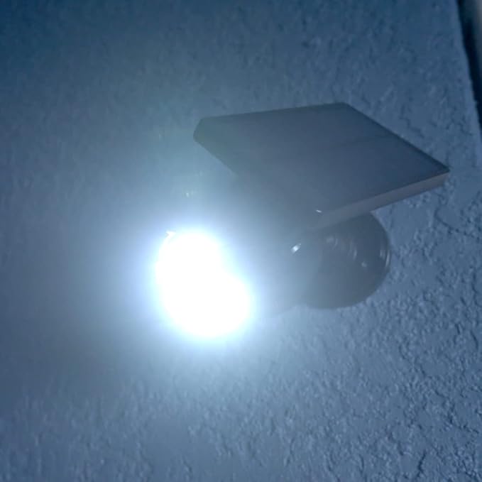 Panta Safe Light Solar LED - 8 high-power LEDs - up to 7.5 m range - weatherproof & robust - switch-off function - daylight sensor