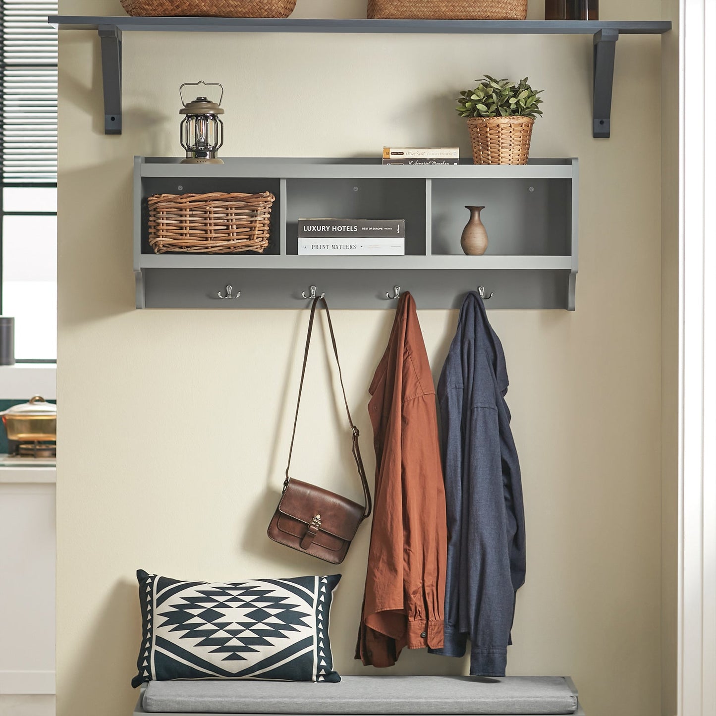 SoBuy Wandkapstok - 4 Dubbele Haken - 3 Open Vakken - 100 x 25 x 35 cm - Grijs