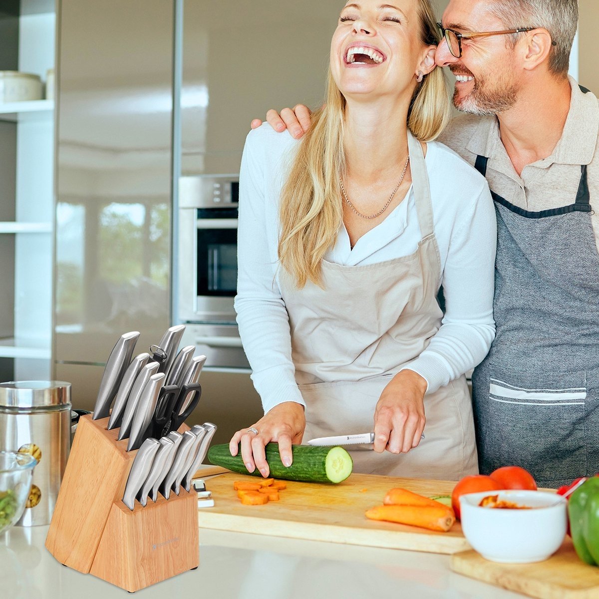 KitchenBrothers Messenset - Messenblok - 16-Delig - met Schaar en Aanzetstaal - Rubberwood