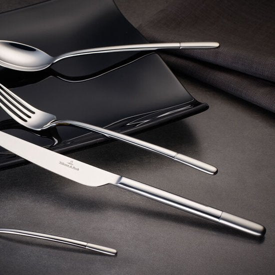 Villeroy & Boch Ella Bestekcassette 24-delig – Roestvrij staal met vergulde details – Gesatineerd zilver/goud – Lengte messen 23 cm, vorken 20 cm, lepels 20 cm, koffielepels 14 cm
