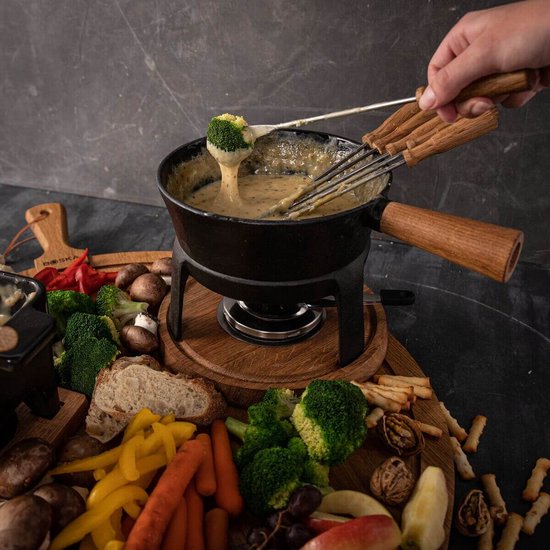 Boska Fondueset Pro L - Kaasfondueset - Voor elk type fornuis - Robuust & onbreekbaar gietijzer - 1,8 liter