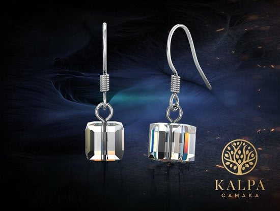 Yolora Dames Oorbellen met Kalpa Camaka Kristallen - Zilverkleurig - 18K Witgoud Verguld - Vrouwen Oorhangers Zilver - Sieraden - Geschenkdoos - Luxe Giftbox - Cadeau doos - Mooie Cadeauverpakking - Exclusieve Geschenkverpakking - Moederdag Cadeautje