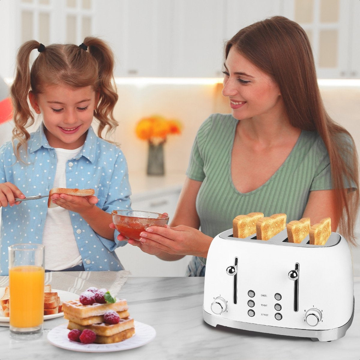 KitchenBrothers Retro Broodrooster - 6 Warmteniveaus - 4 Extra Brede Sleuven - 1630W - Reheat en Ontdooi-functie - Wit