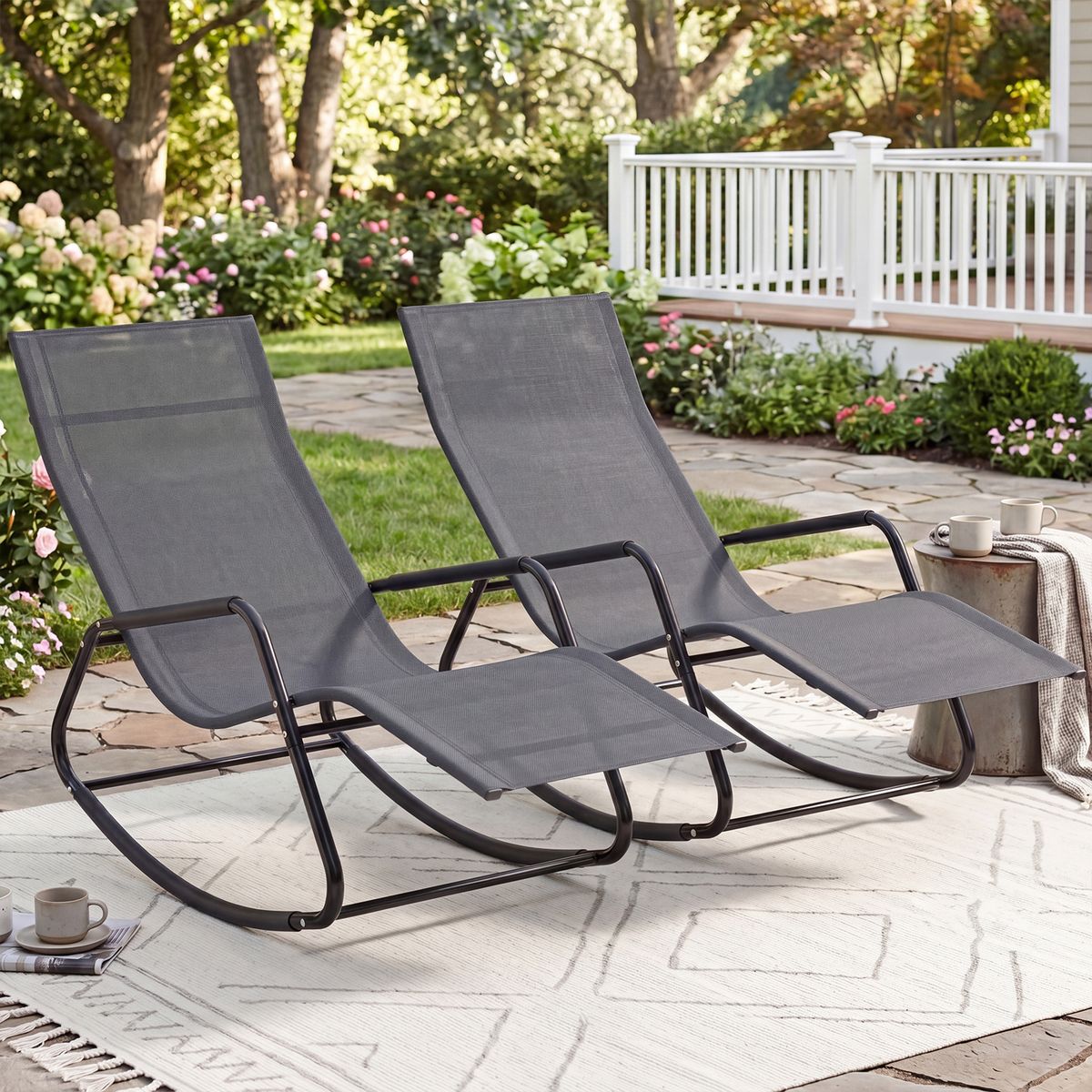 Coast tuinligstoel - ergonomische schommelstoel - ademend metaalframe - beige