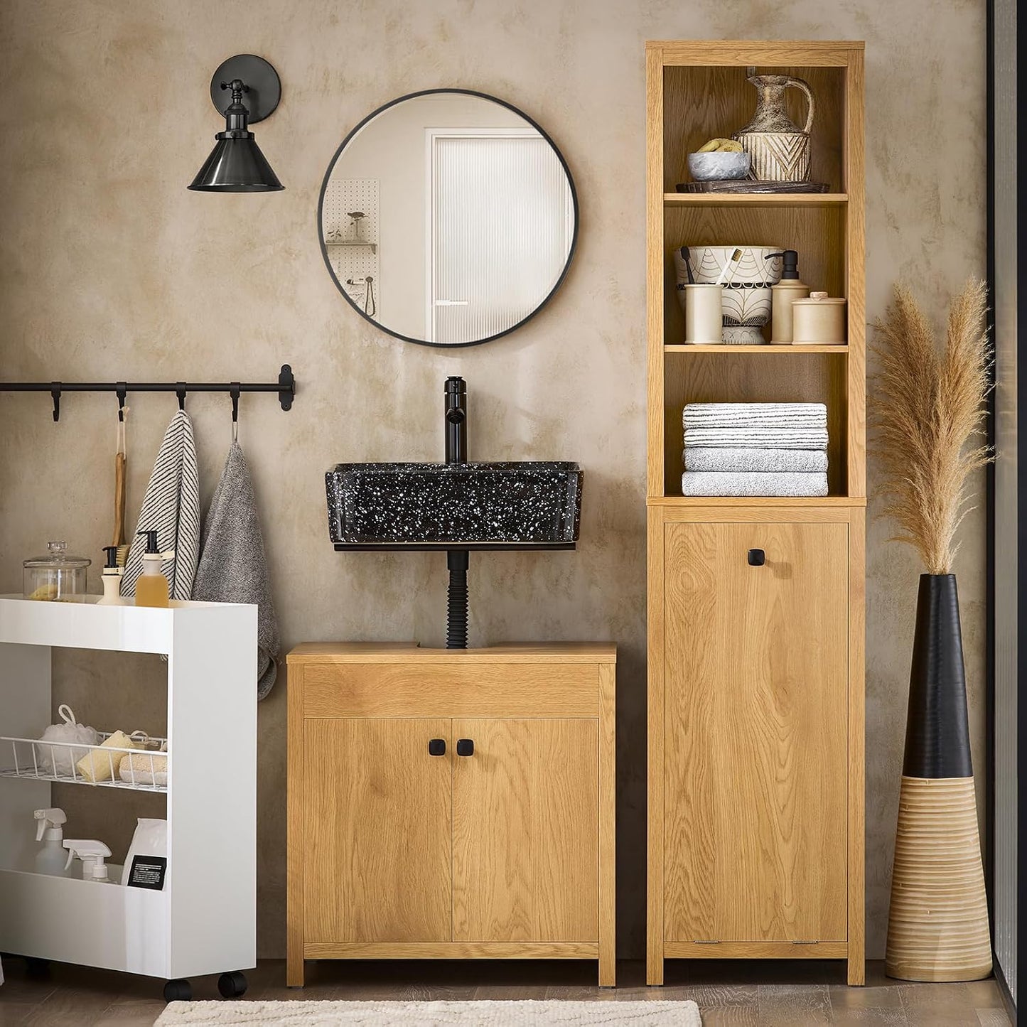 SoBuy Hoge Badkamerkast met Wasmand en 3 Planken - Wandmontage - Hout - 40 x 35 x 173 cm