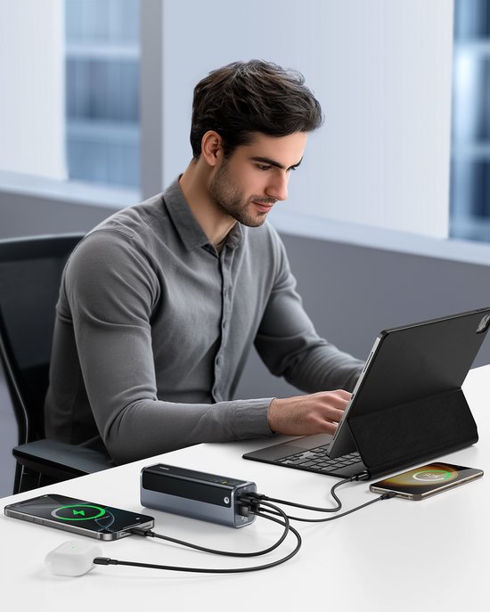 Baseus EnerGeek Power Bank -145W 20800mAh Laptop Powerbank- -Draagbare Oplader-Externe batterij met 2X USB-C PD 3.0 100W Max Snel opladen, Digitaal scherm, Compatibel met MacBook Pro, Dell, HP, SteamDeck, iPhone 16/15/14/13, Samsung