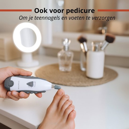 Grundig Manicureset Elektrisch 5-in-1 - Manicureset voor Handen en Voeten - Elektrische Pedicureapparaten met 5 Opzetstukken - Compacte Set voor Thuis en Reizen