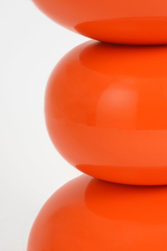 Mica Decorations Luna Tafel - Bijzettafel met Open Rond Design van Stevig IJzer - Salontafel Minimalistisch Voor Binnen - Nachtkastje Voor Kleine Ruimtes - H46 x Ø32 cm - Oranje