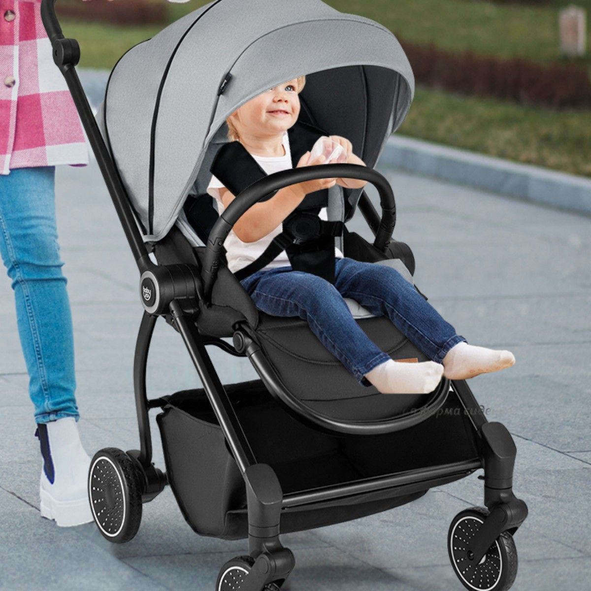 Coast Opvouwbare Kinderwagen met Omkeerbare Zitting – 94 x 51 x 102 cm – Zwart/Grijs
