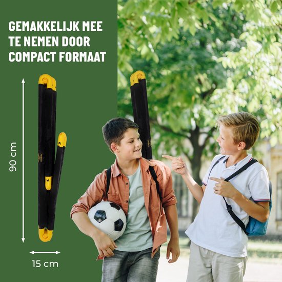 Umbro Voetbaldoel - Voetbalgoal 90 x 59 x 61 cm - Voetbal Goal Opvouwbaar - Makkelijk op te Bergen - Voetbal Training Doel voor Kinderen en Volwassenen - Kunststof - Zwart/ Geel