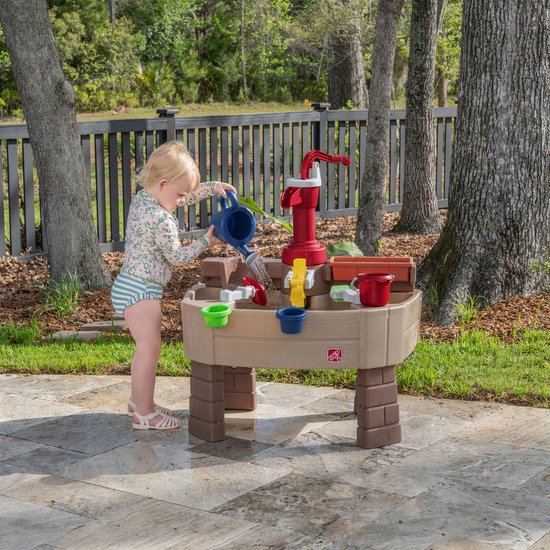 Step2 Pump & Splash Discovery Watertafel – Met waterpomp en 8 accessoires – Waterspeeltafel voor peuters – Buiten speelgoed vanaf 2 jaar – Activiteitentafel met water voor de tuin / buiten