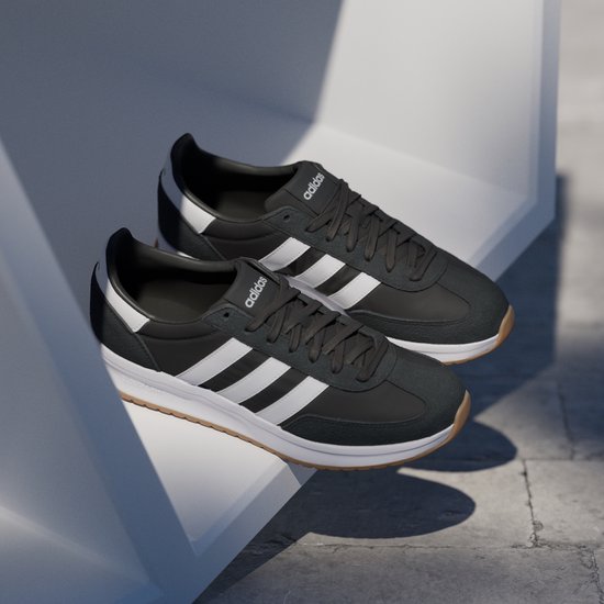 Adidas Sportswear Run 70S 2.0 Schoenen - Unisex - Zwart