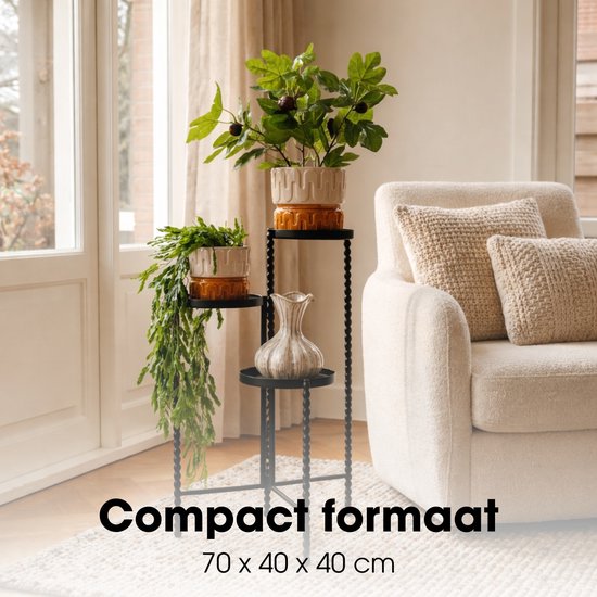 Mica Decorations Salvo Plantenrek - Plantenstandaard voor Kamerplanten - Plantentafeltje voor Binnen - Plantenonderzetter met Drie Plateaus - 40 x 40 x 70 cm - IJzer - Zwart