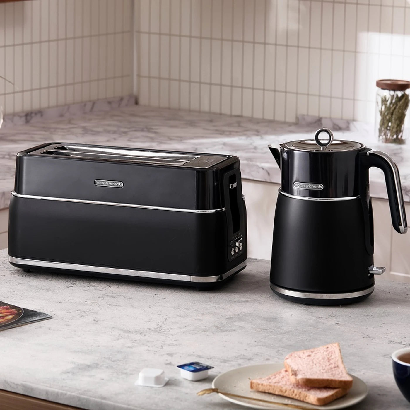 Morphy Richards Signature Broodrooster voor 4 Sneetjes - Extra Lange Sleuven - 1800W - 40 x 20 x 20 cm - Zwart
