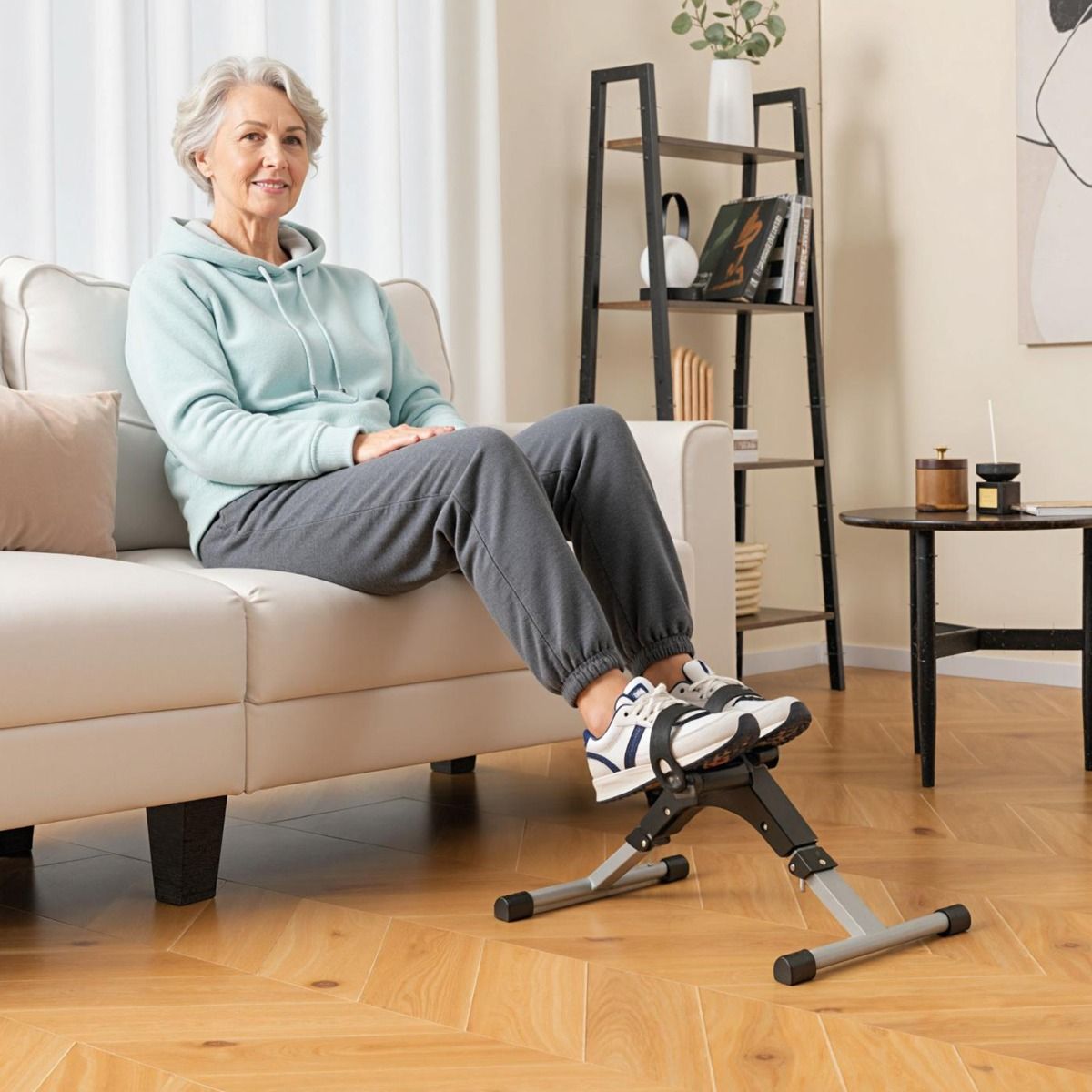Coast Mini-hometrainer - Opvouwbare fiets-pedaaltrainer - Instelbare weerstand - Zwart