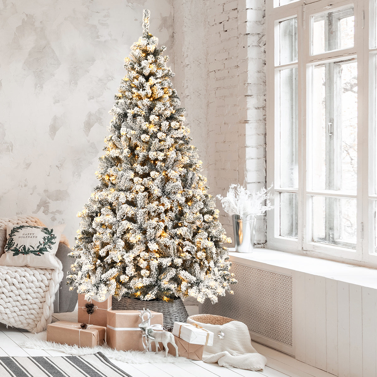 Coast 225 cm Kerstboom Met Sneeuw EN Warme Witte LED -Lichten - PVC naalden