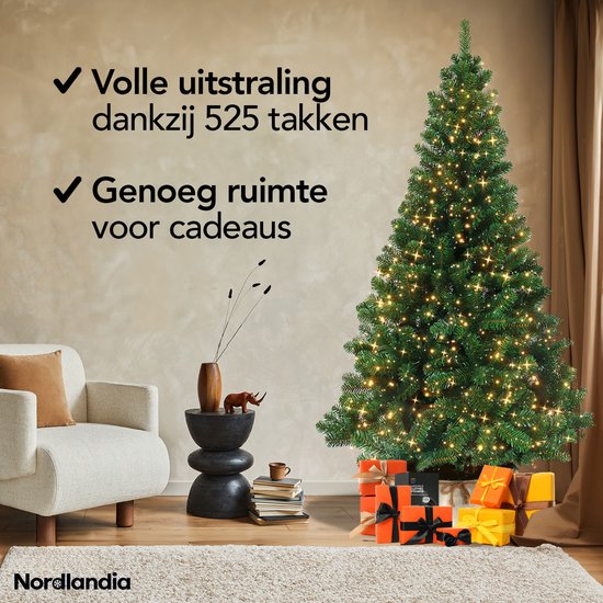Nordlandia Kunstkerstboom Met LED Verlichting - 180 cm - Realistische Kunststof Kerstboom - Metalen Standaard - Groen