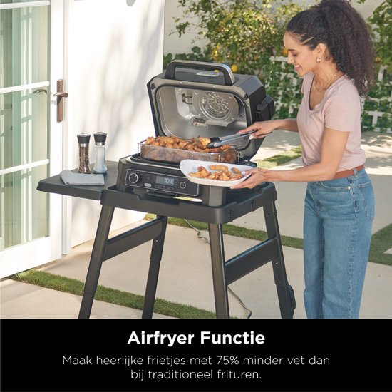 Ninja Woodfire Pro Connect XL - 7-in-1 Elektrische Smart BBQ Grill en Smoker - Inclusief Digitale Braadthermometer - Connect App - OG901EU