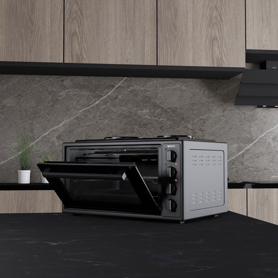 Wiggo WMO-E4562H(B) - Vrijstaande Mini Oven met kookplaat - Electrisch - 60 CM - 45 liter - 3534 W - 5 Jaar Garantie - Zwart