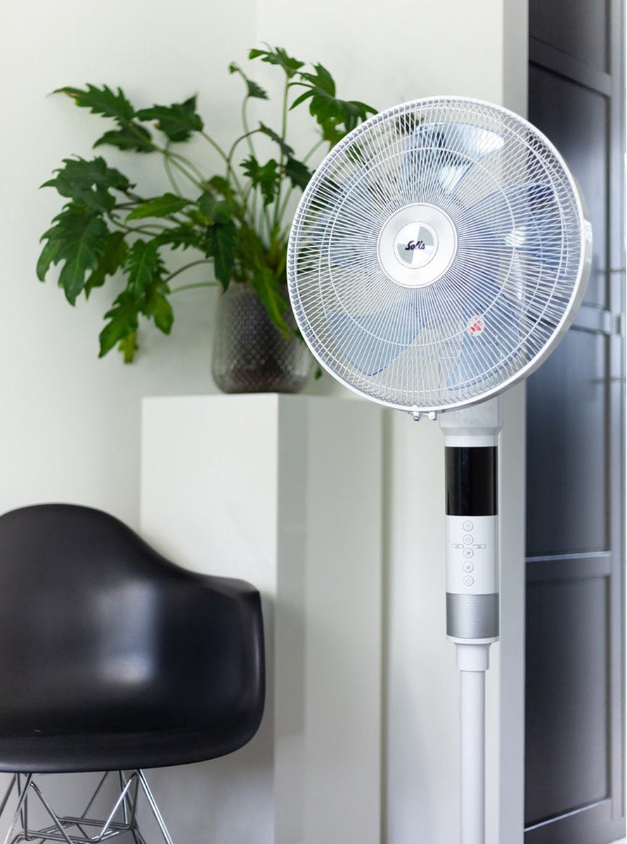 Solis Breeze 360 Statiefventilator - Oscillerend - Afstandsbediening - Timer - 46x40x140cm - Wit