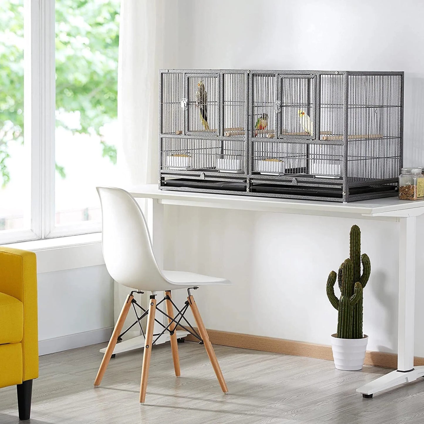 Yaheetech Vogelkooi Met Tussenschot – Voorzien Van 1 cm Tralieafstand En 4 Voerbakjes En Uitneembare Bodemlade – Voor Parkieten En Kanaries – Zwart Gepoedercoat Metaal – 95,5 x 45,5 x 105 cm