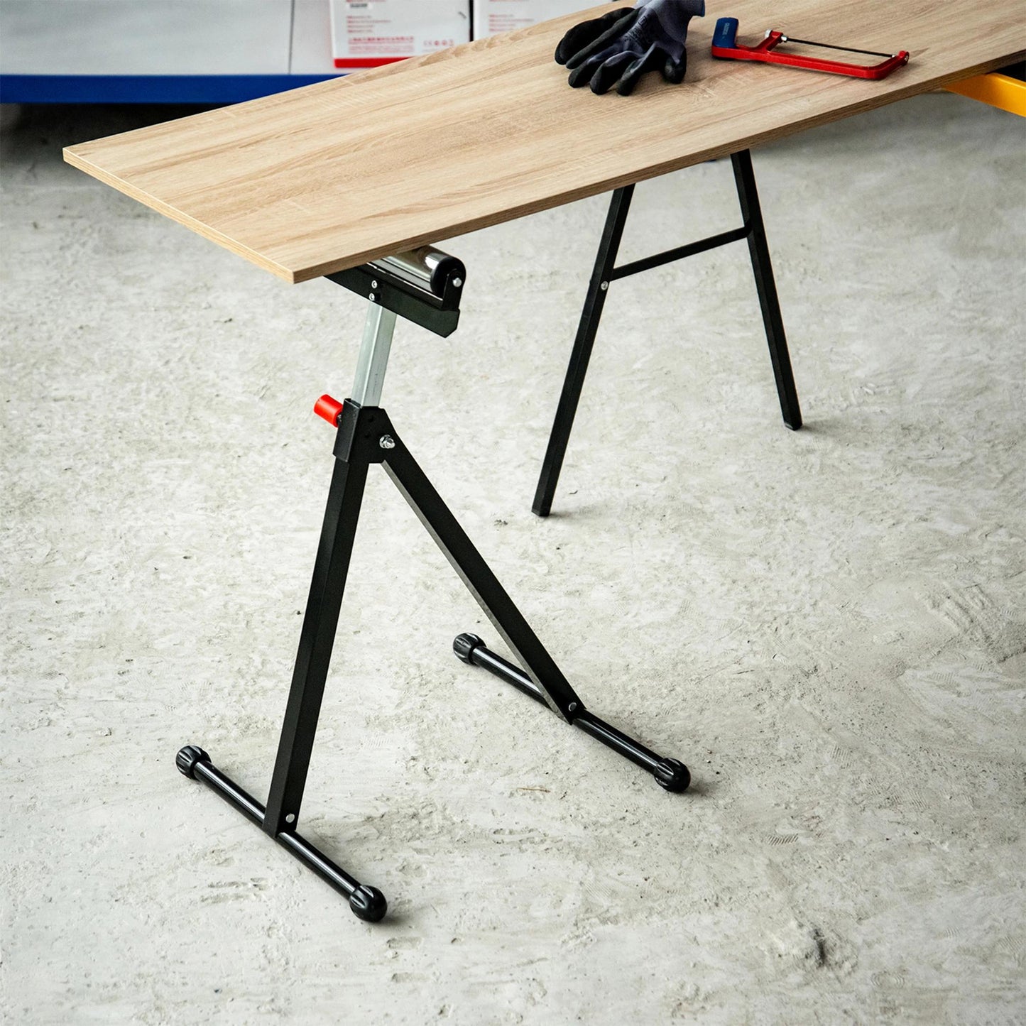 Homcom Rolbok Zaagbok met Verstelbare Rol - 44x50x68-110 cm - Zwart/Zilver