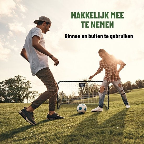 Umbro Voetbaldoel - Voetbal Goal 182 x 122 x 61 cm - Voetbalgoal Groot - Makkelijk te Verplaatsen - Buitenspeelgoed voor Kinderen en Volwassenen - Voetbal Training Doel - Metaal - Zwart/Wit