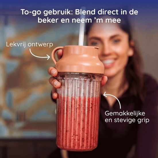 Safecourt Kitchen PureBlend - 1000W Smoothie maker - BPA vrij - inclusief to-go drinkdeksel + rietje- Premium Tritan blendbekers -Roze