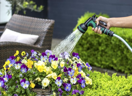 VONROC broespistool & spuitstuk set – 8 sproeipatronen en regelbare watertoevoer – Incl. koppelingen