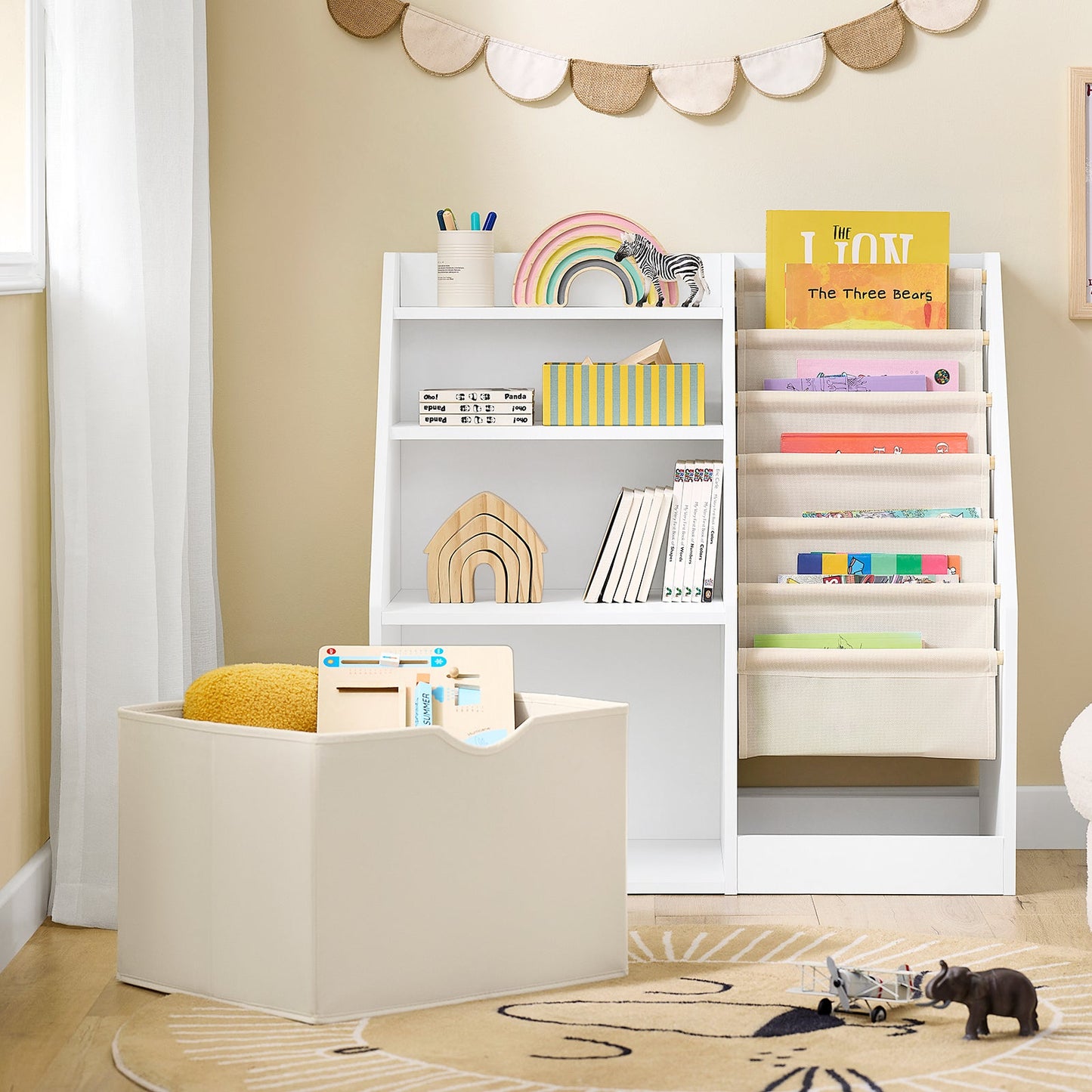 SoBuy KMB119-W Montessori Kinderboekenkast 3 niveaus met opbergruimte en stoffen manden, wit, 80 x 40 x 80 cm