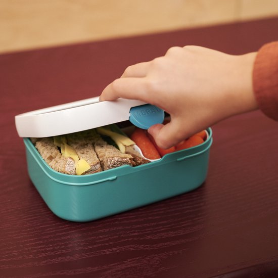 Mepal Lunchbox Campus - 750 ml - Broodtrommel met vakjes voor kinderen - Geschikt voor 4 boterhammen - Paw Patrol Pups