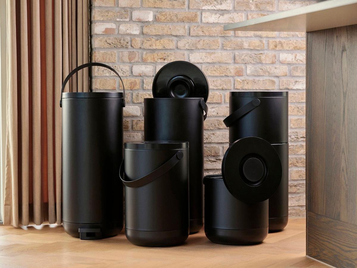 Zone Denmark Circular Afvalemmer - Slim deksel- en zakophangsysteem - maat 35L - Zwart